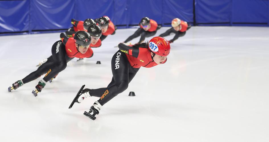 参加冬奥会的中国运动员(短道速滑运动员军训视频)